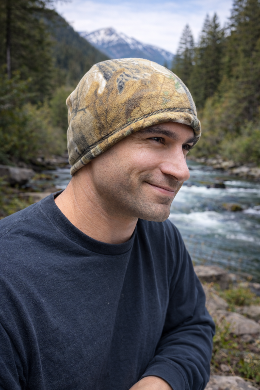 Realtree® Reversible Fleece Beanie – Blaze Lined